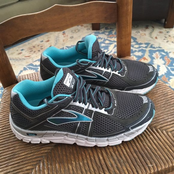 brooks adrenaline gts 16 bonnie blue